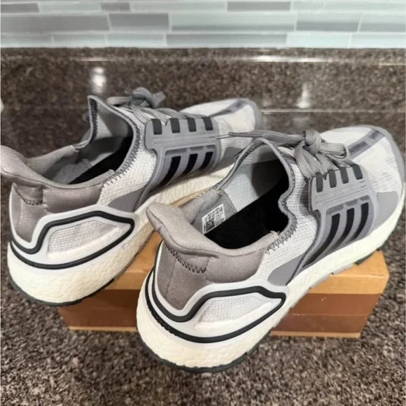adidas gazelle silver green womens adidas Men's X_plr Path Shoes